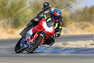 media/Jan-08-2022-SoCal Trackdays (Sat) [[1ec2777125]]/Turn 2 (150pm)/